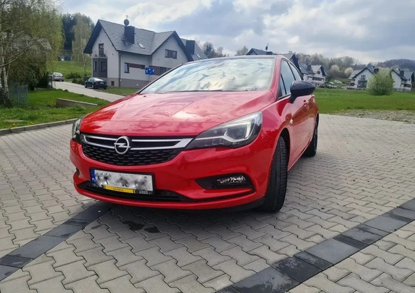 Opel Astra cena 69900 przebieg: 130000, rok produkcji 2018 z Wieliczka małe 232